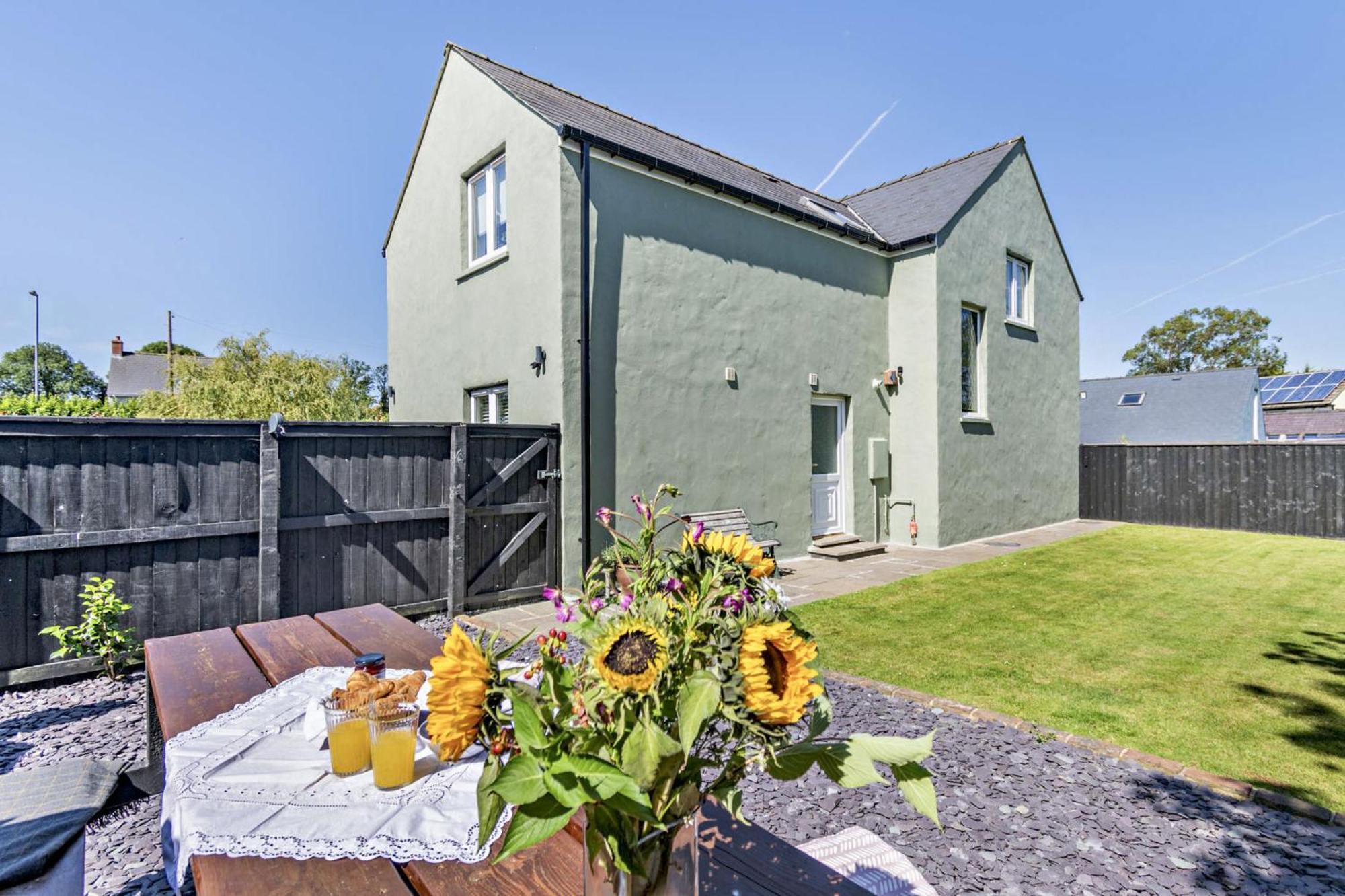Willow Lodge, Wolfscastle Haverfordwest Exterior photo